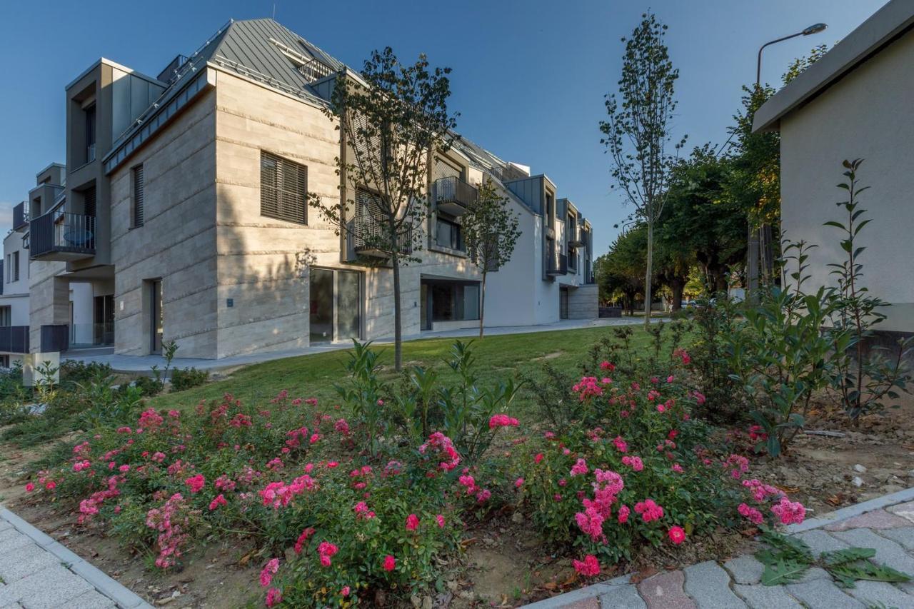 Veronikapartman - Brand New & Cozy - With Underground Garage Hévíz Extérieur photo